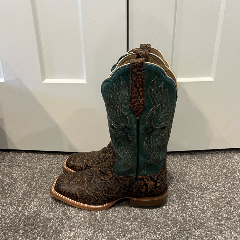 Men’s Ariat Cowboy Boots